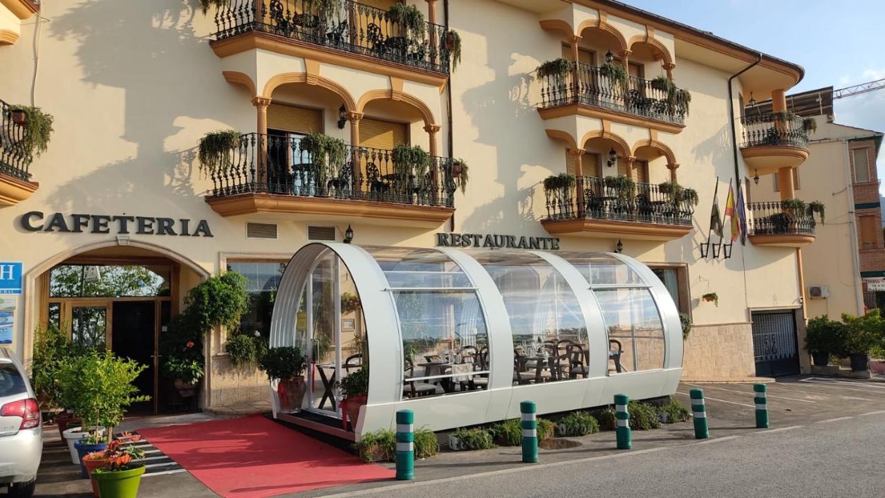 Hotel El Curro Burunchel Buitenkant foto