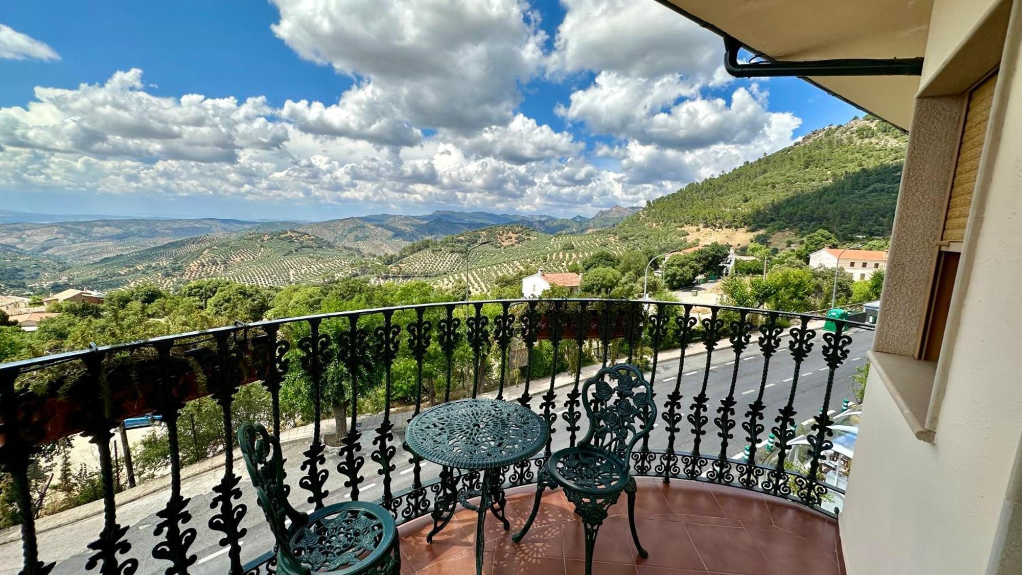 Hotel El Curro Burunchel Buitenkant foto
