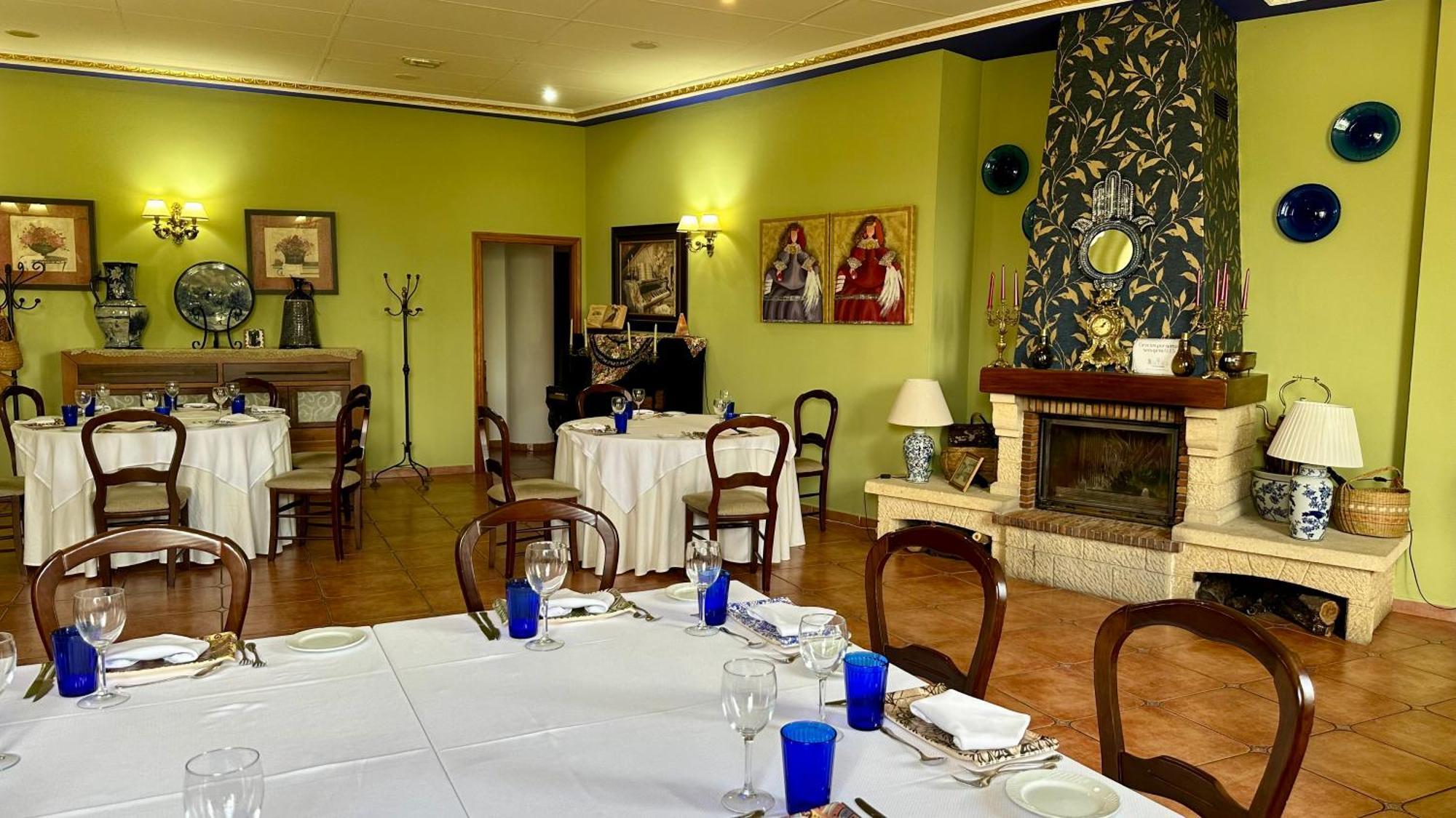Hotel El Curro Burunchel Buitenkant foto